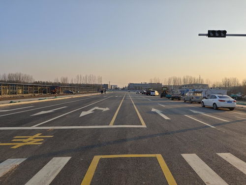 濟(jì)南機(jī)場(chǎng)二期改擴(kuò)建項(xiàng)目路橋附屬工程順利通過(guò)竣工驗(yàn)收